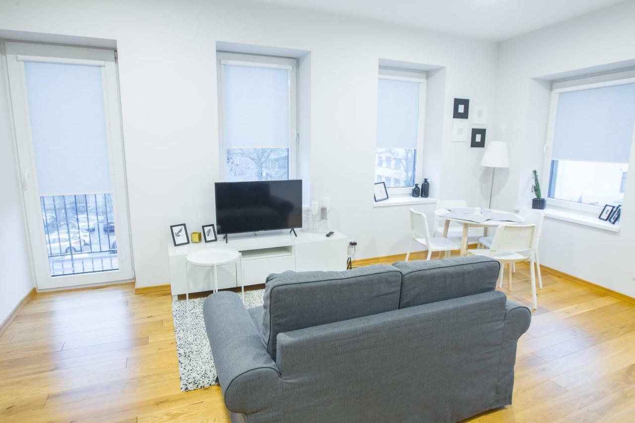 Bright 1Bd Apartment In Old Town By Hostlovers Kaunas Exterior photo